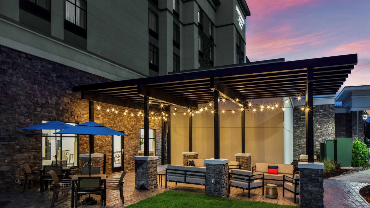 Greensboro Hotel | Homewood Suites by Hilton Greensboro Wendover, NC