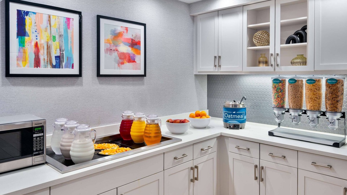Readville Hotel | Homewood Suites by Hilton Boston/Canton, MA