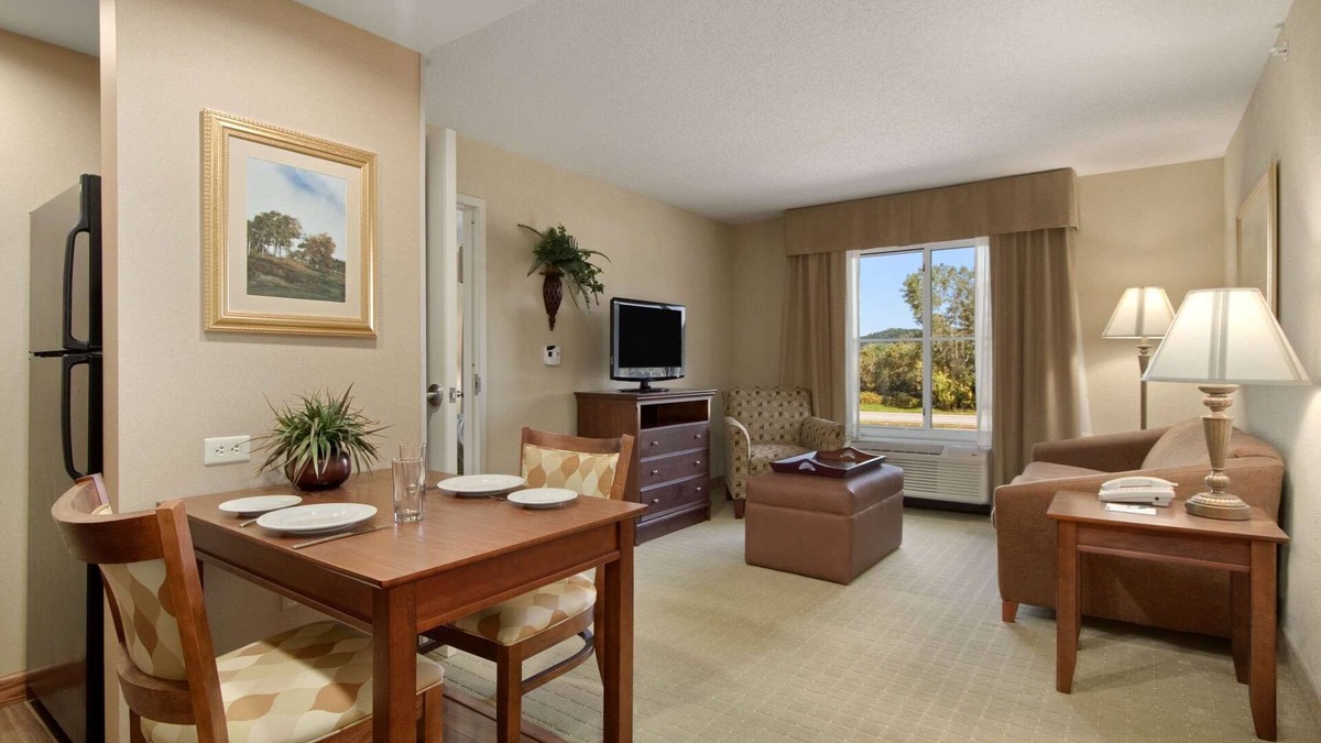 Fishers Hotel | Homewood Suites by Hilton Rochester - Victor