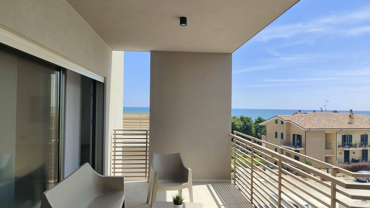 Foggetta Apartment | Homiday - Elea Holiday Homes - Interior 8, Elettra