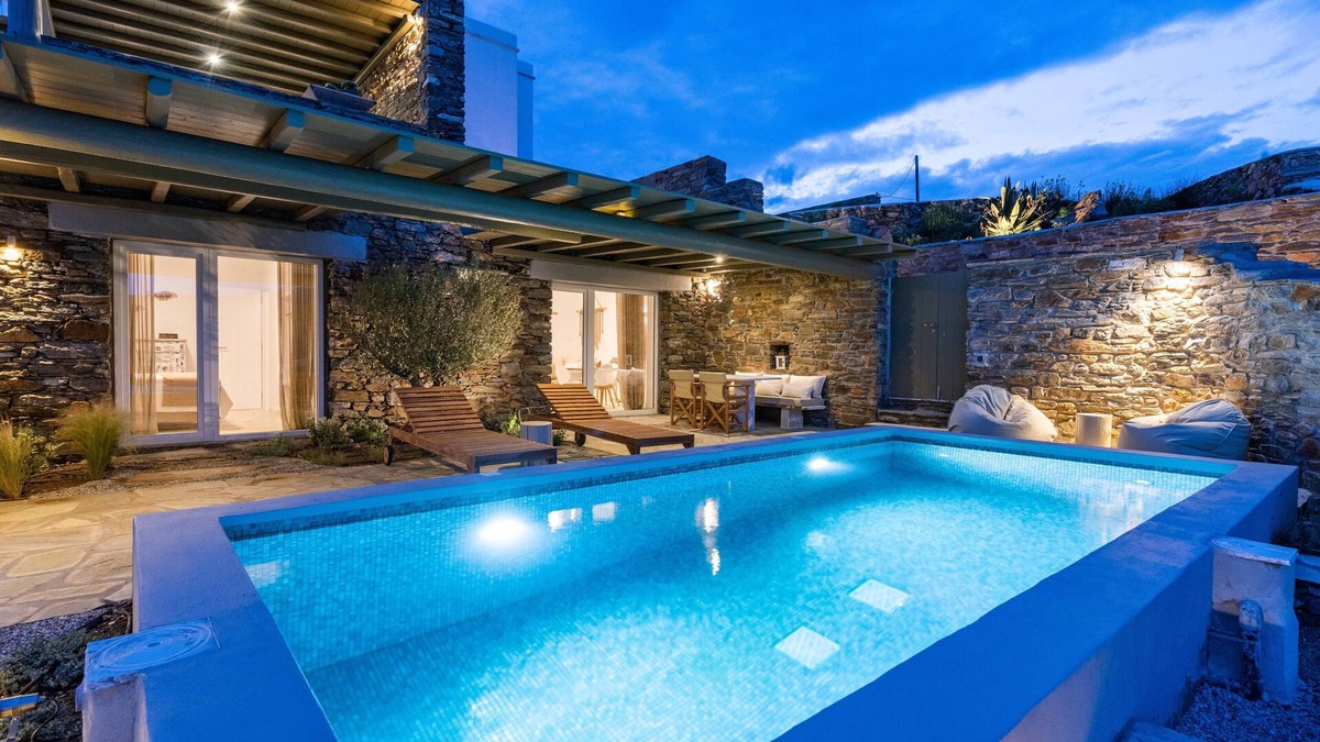 Exomvourgo Apartment | HONEYMOON SUITE AKROGIALI