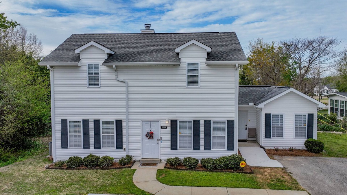 Tuscaloosa House | Honeysuckle Hideaway - Game Room, Outdoor Fireplace, and more!