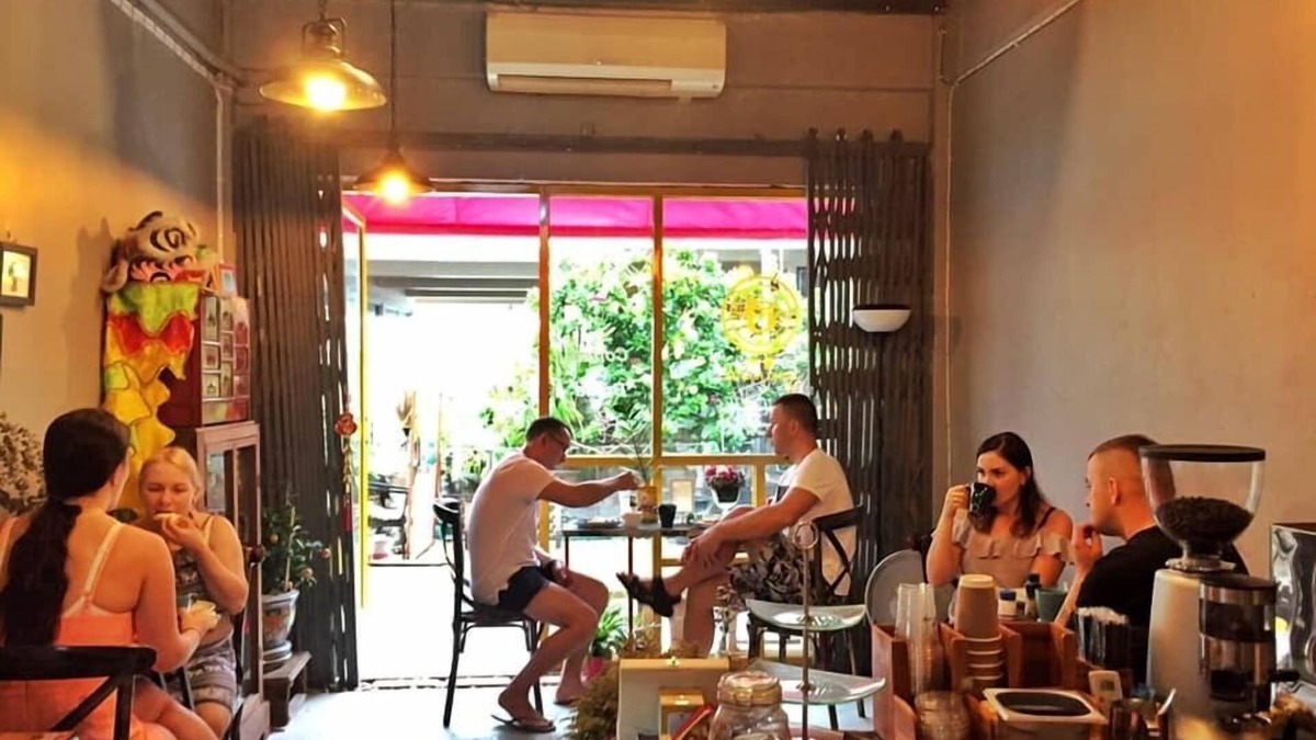 Wisutkasat House | Hong Hostel