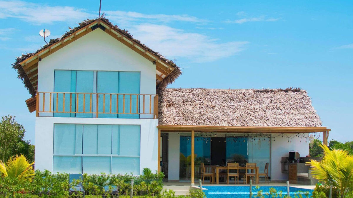 Ica Villa | HOP Arena: unique design by the sea