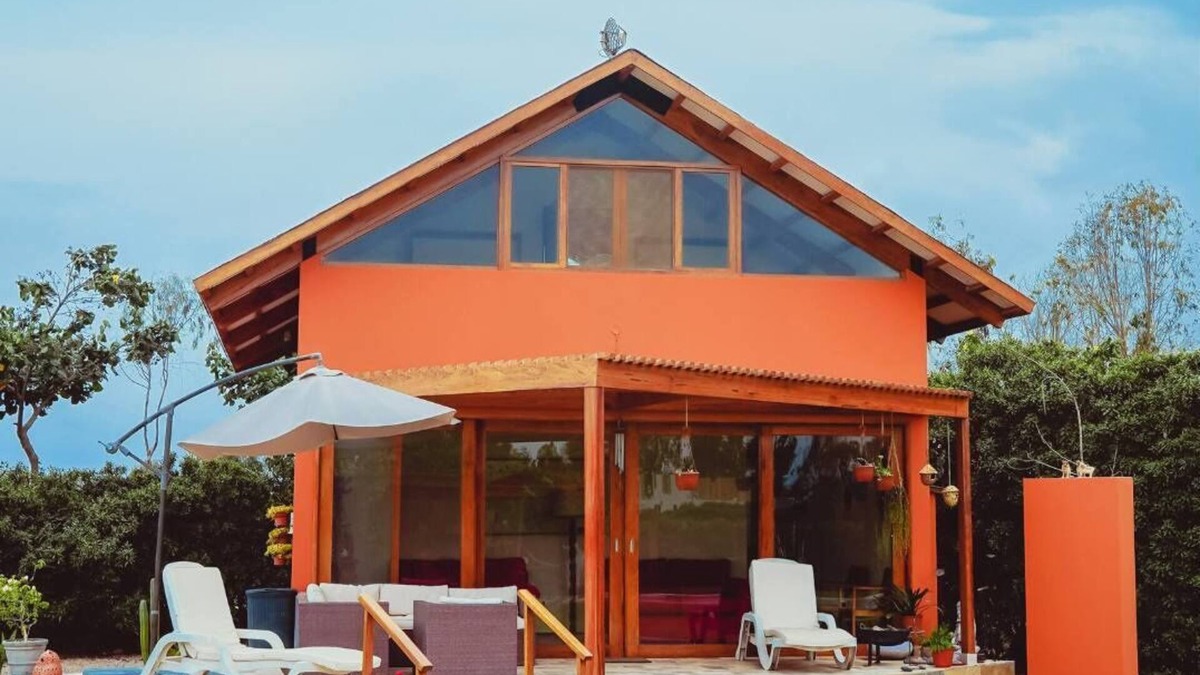 Ica Villa | HOP Munay: Spiritual & Cozy, with Lush Garden