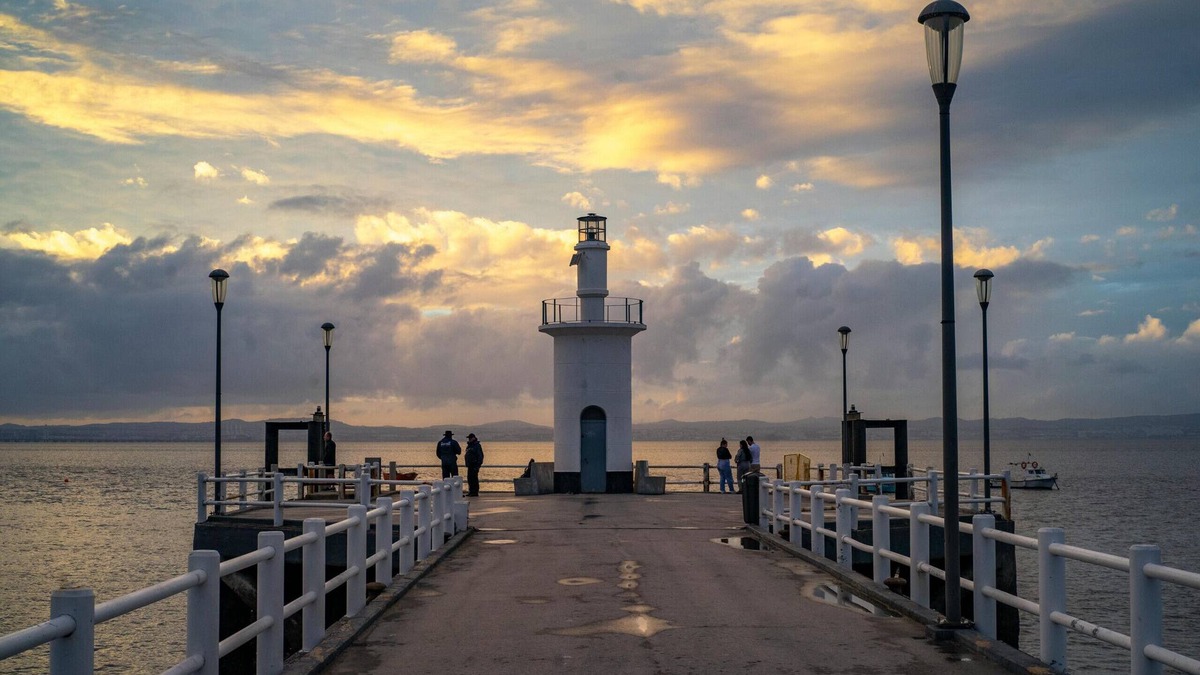 Alcochete Apartment | Hopstays - Alcochete