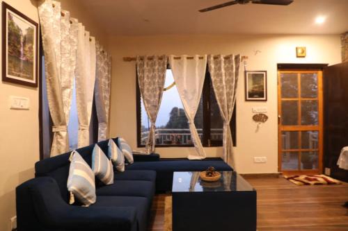 Kasiyalekh Apartment | Horizon Hues1bhk overlooking the hills with Wifi