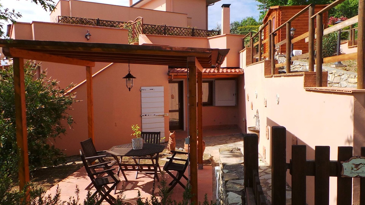 Monteverdi Marittimo House | Horizons on the splendid Val di Cornia panoramic and comfortable two-room apartments