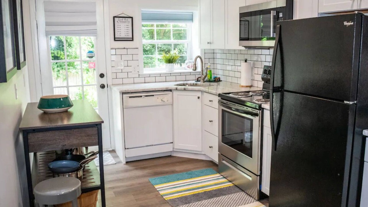 Shelbyville Cottage | Horse Country Hideaway