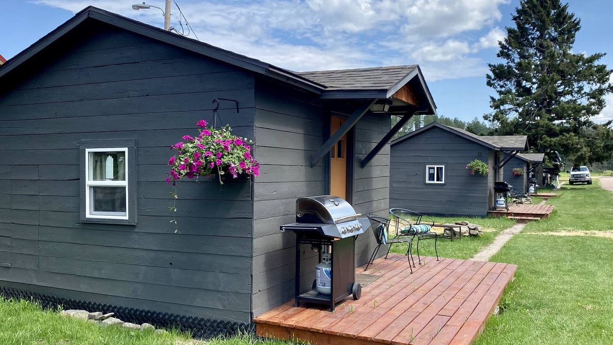 Rapid City Cabin | Horse Creek - Tiny Cabin 8