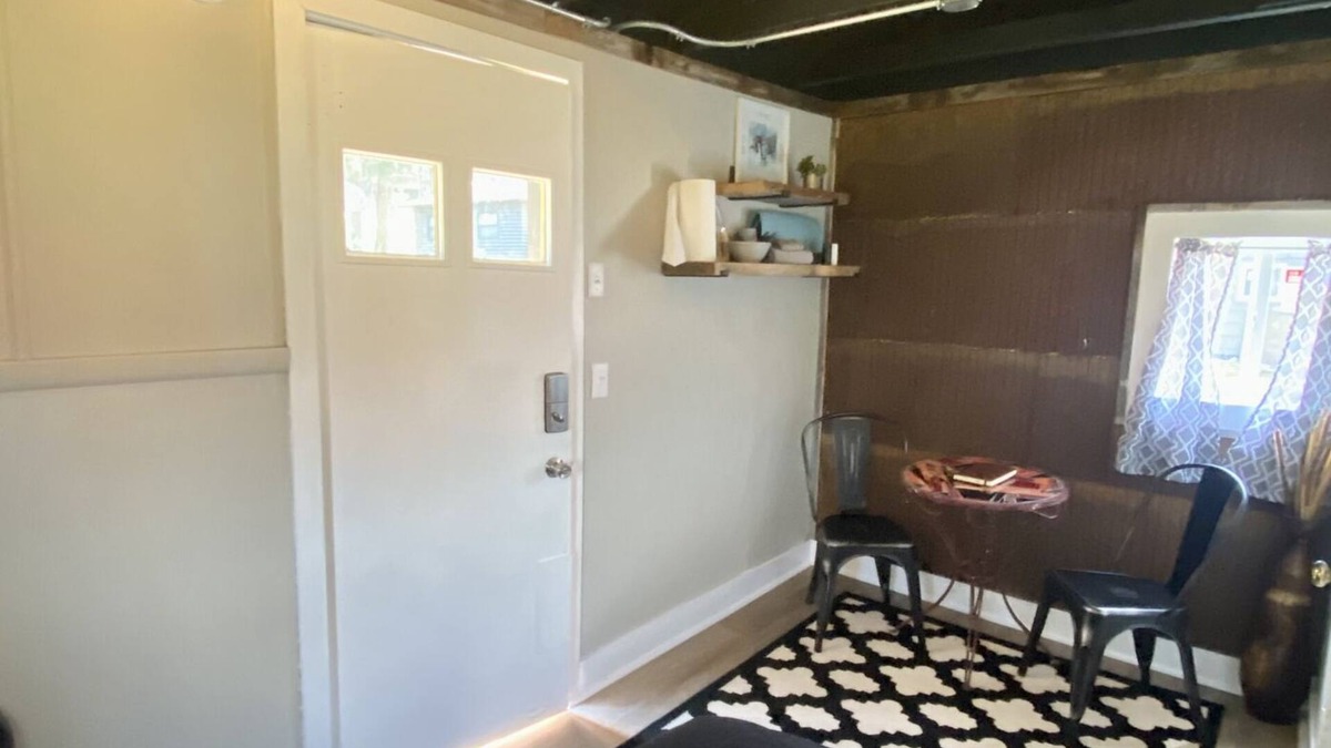 Rapid City Cabin | Horse Creek - Tiny Cabin 9