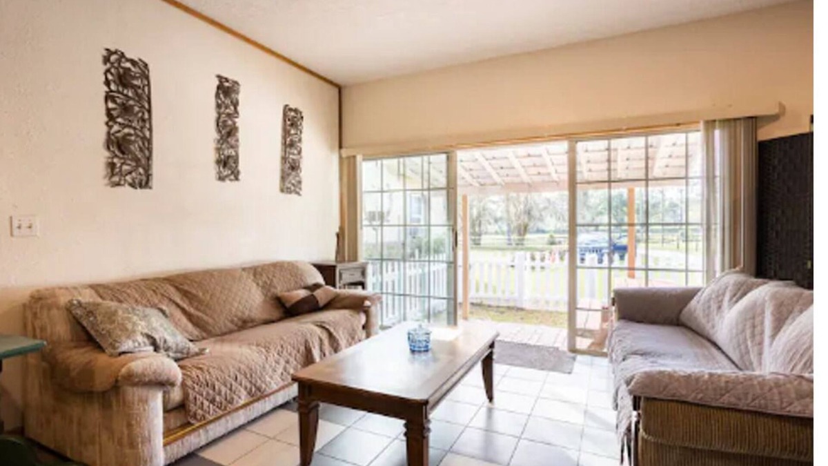 Fellowship House | Horse Farm Private Apt Allow Pets Great View Peaceful