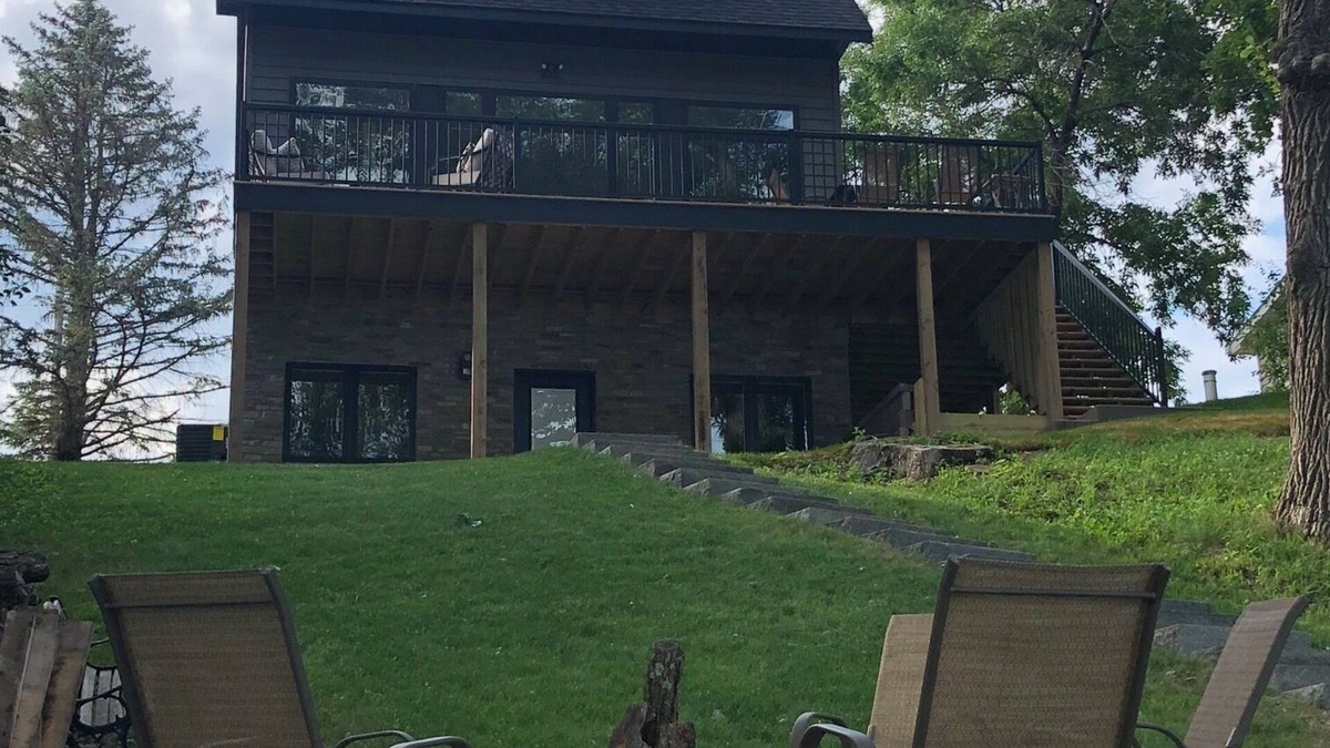 Richmond House | Horseshoe Hideout - Cabin ready for you to enjoy!