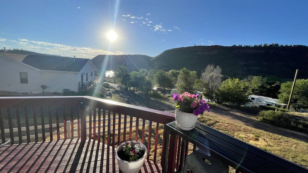 Fort Collins House | Horsetooth Cottage with EV Charger