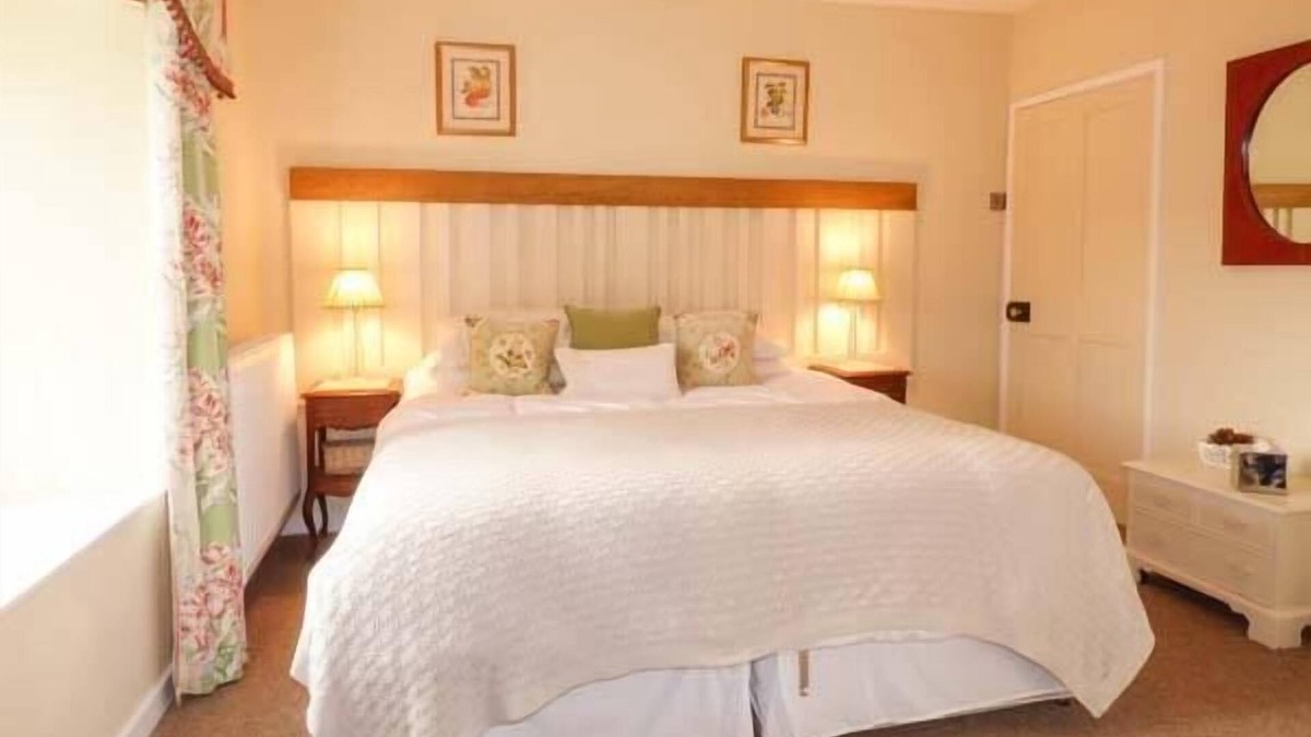 Eastgate Cottage | Horsley Head Holidays
