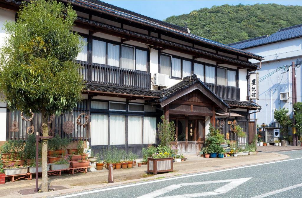 Mukaichi Onsen Hotel | Hoshi Ryokan
