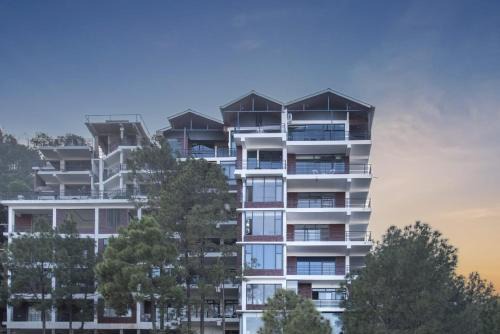 Dharampur Apartment | Host Jatin Mountain Crest kasauli 7oI827o7o3