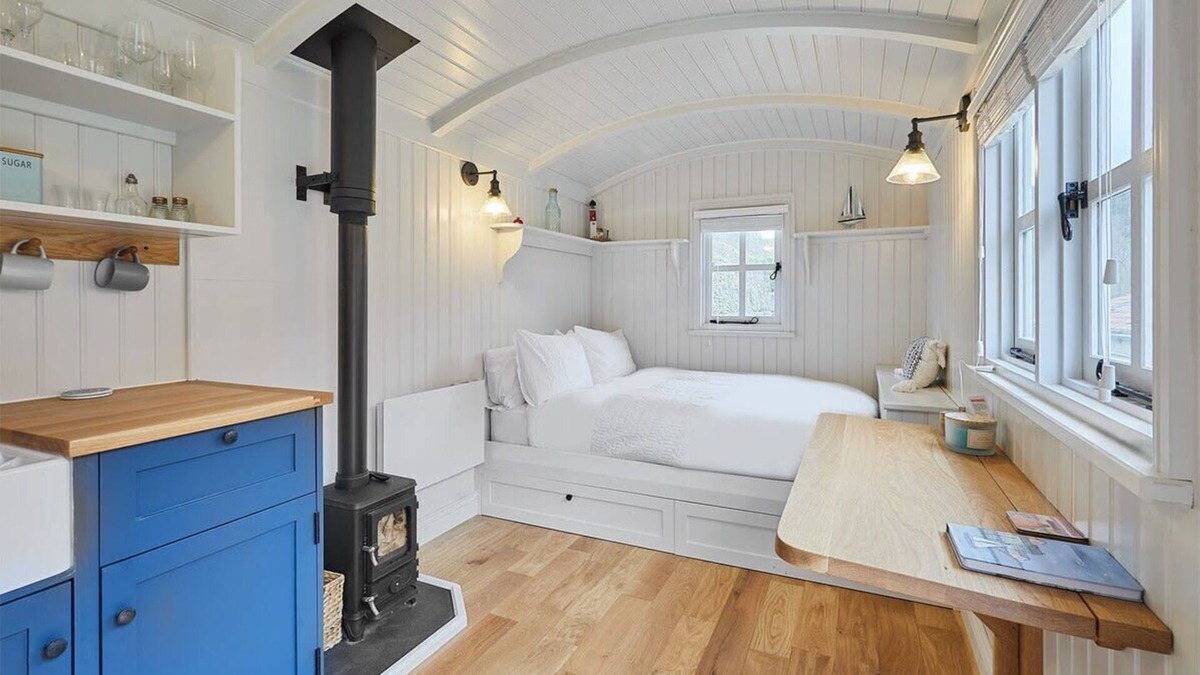 Saltburn-by-the-Sea Ski Chalet | Host & Stay | The Lobster Pot