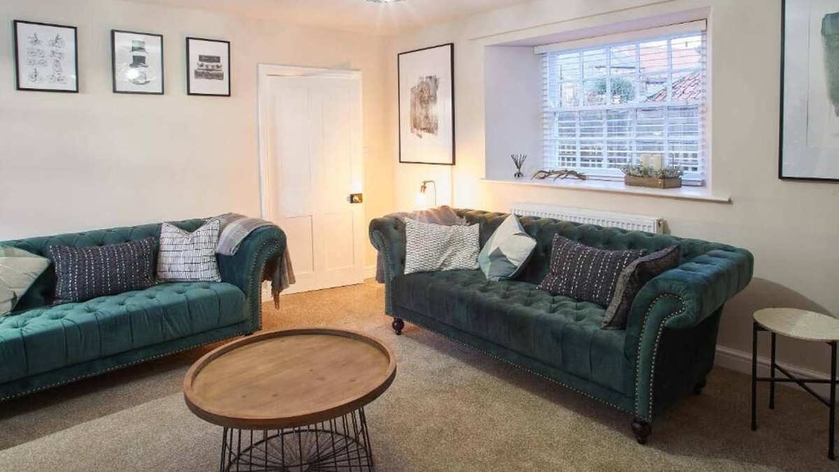 Lythe House | Host & Stay | Middle Farmhouse