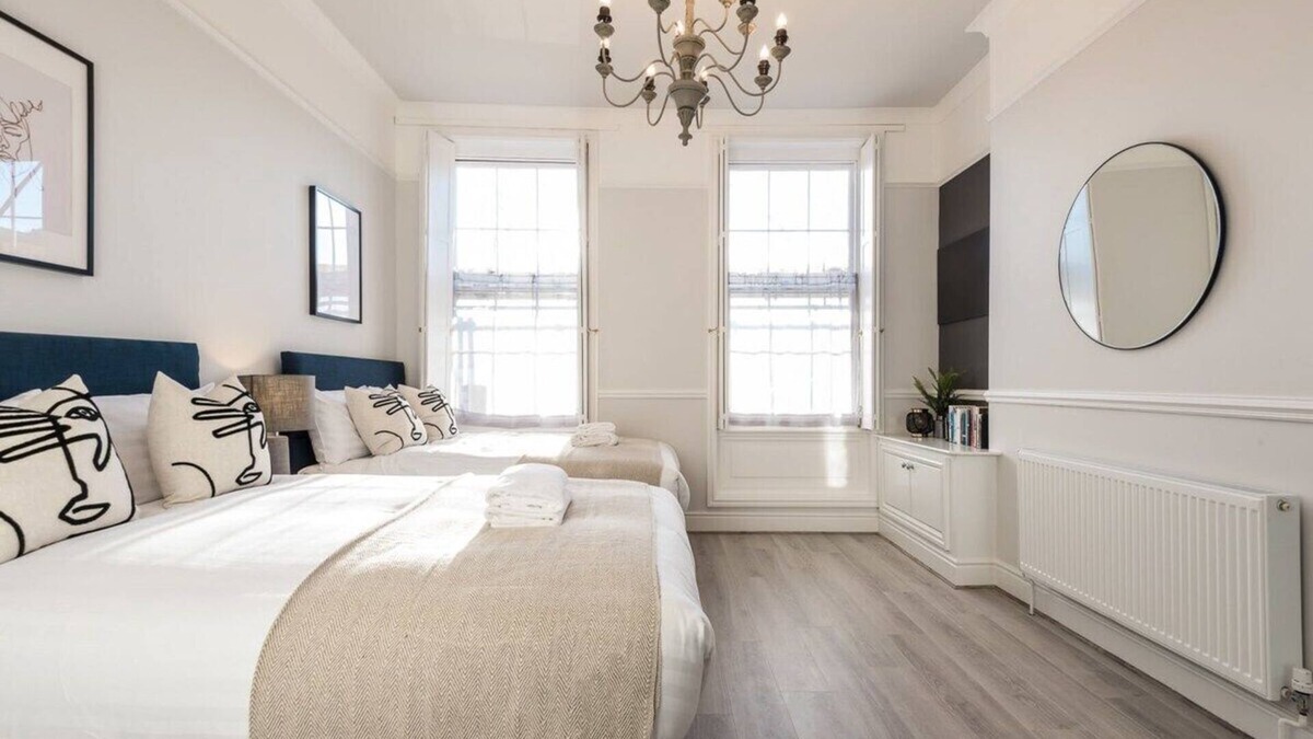 RopeWalks Apartment | Host & Stay | Seel St Townhouse Apt I