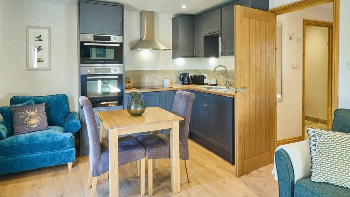 Aldington Ski Chalet | Host & Stay | Willow Barn