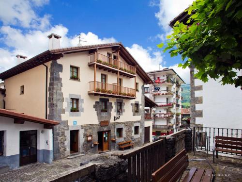Leitza House | Hostal Musunzar