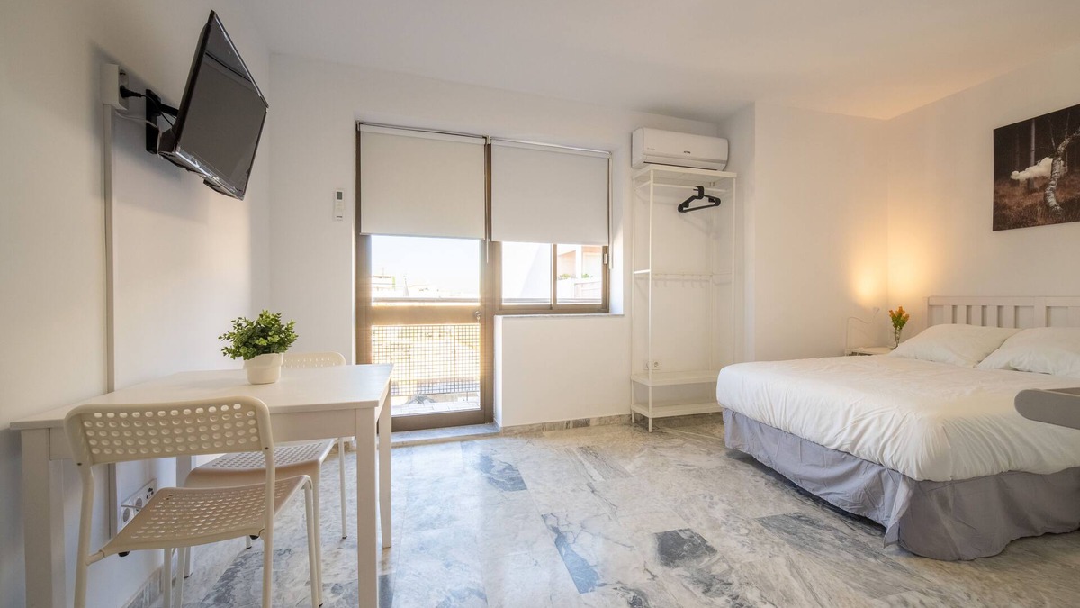 Huelva Apartment | Hostal Palacio Hotel París - Habitación 6A2