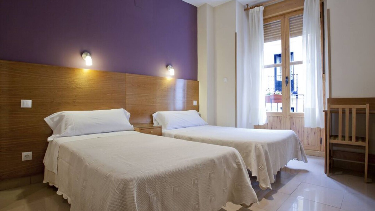 Embajadores House | Hostal Zabala