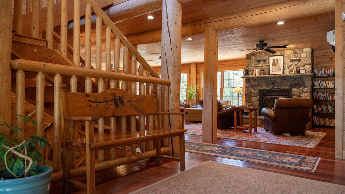 Carrabassett Valley Hostel | Hostel Of Maine