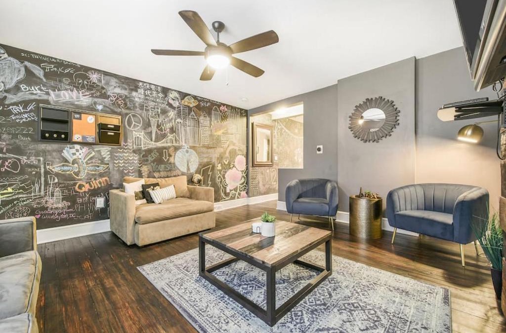 East Allegheny House | HostWise Stays - Chalk Art House - Chalkboard Wall, Private Parking, Patio
