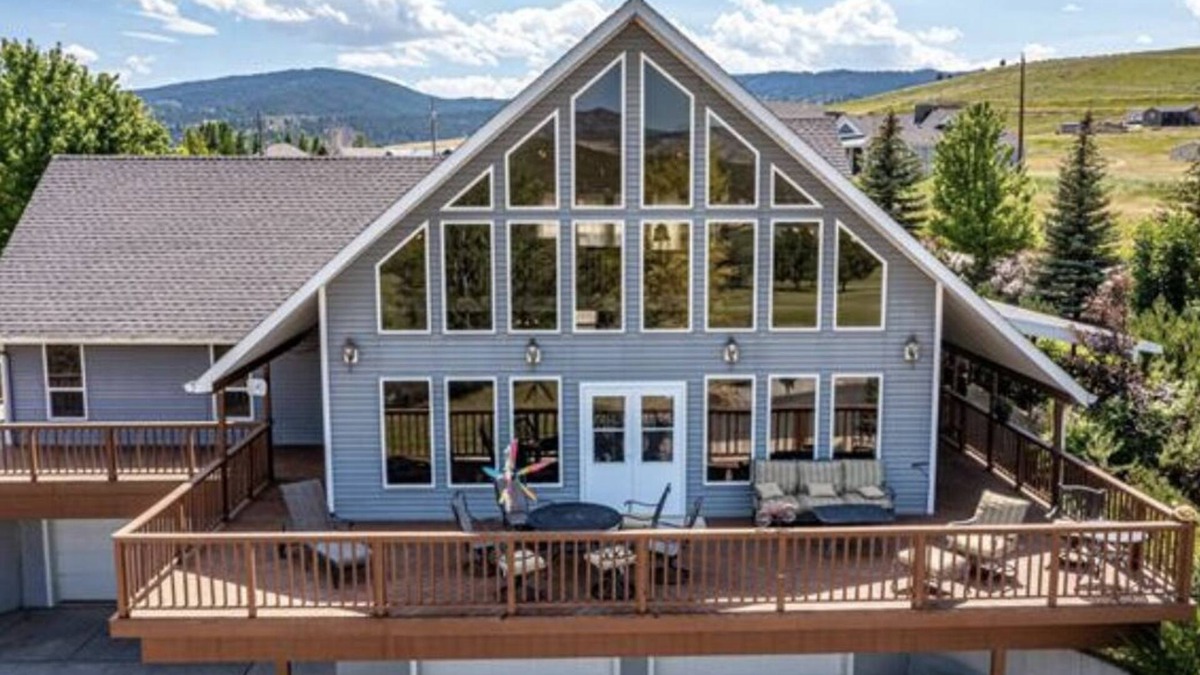 Lava Hot Springs Cabin | Hot Springs Hideaway!