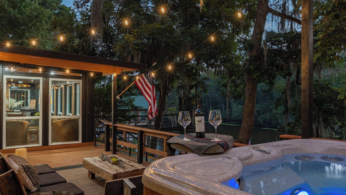 Jefferson Cabin | Hot Tub at The Whiskey Barrel, Waterfront, Pickleball & Game Room