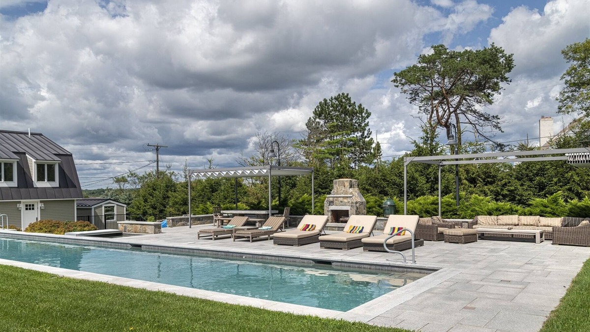 Cape Elizabeth House | Hot tub, heated pool, spacious lawn, beach access and incredible ocean views.