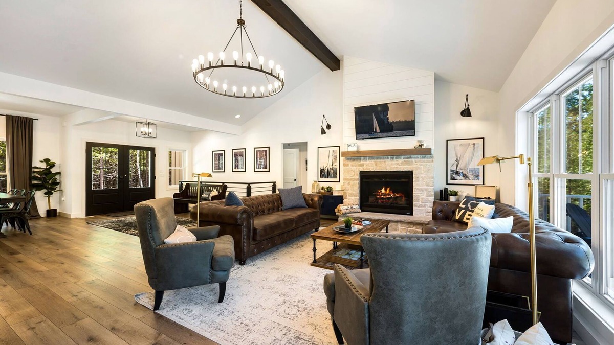 Ephraim House | HOT TUB - Luxury Retreat - The Ephraim House!