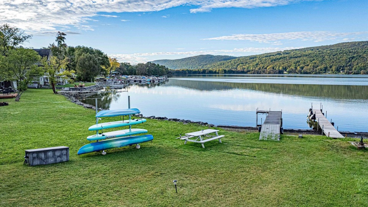 East Homer House | Hot Tub * Movie Theater * Lakefront Dock * Views