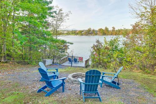 Athens House | Hot Tub Secluded Hideaway on Sleepy Hollow Lake