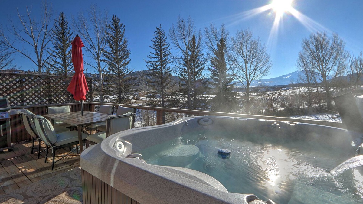 Glenwood Springs House | Hot Tub with Amazing Views, Game Room, Family Friendly, Central Location