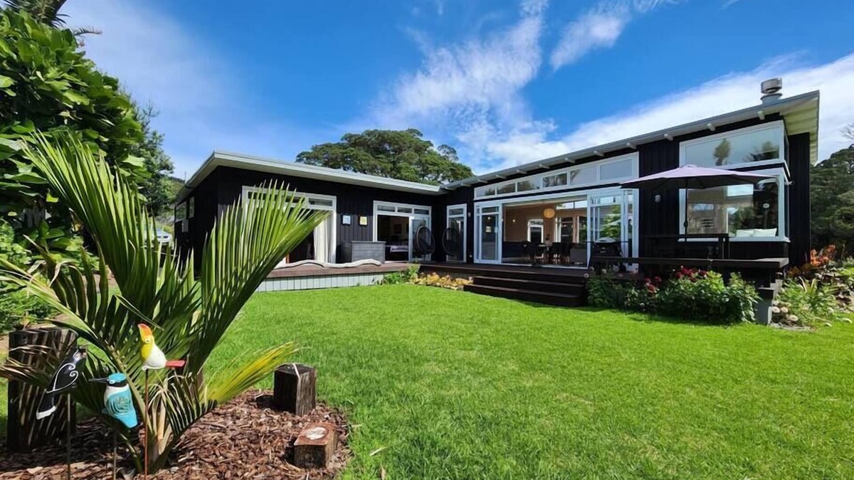 Coromandel Forest Park House | Hot Water Beach Escape, Hot Water Beach Escape