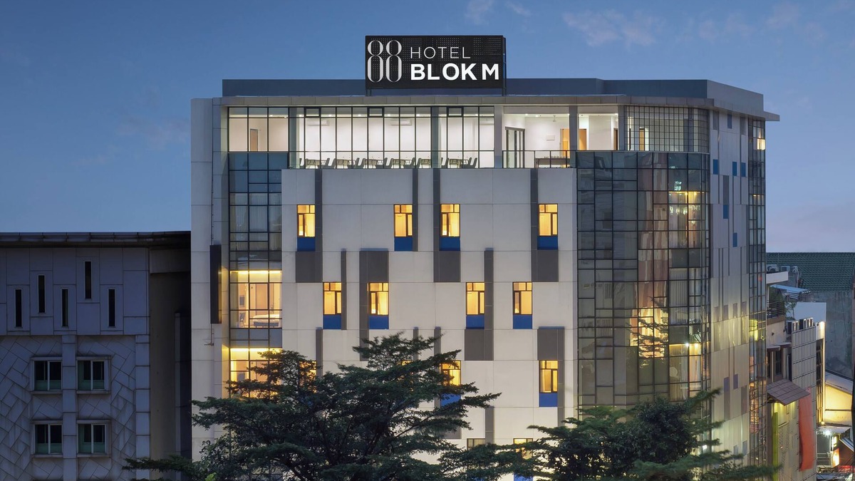 Melawai Hotel | Hotel 88 Blok M Jakarta by WH
