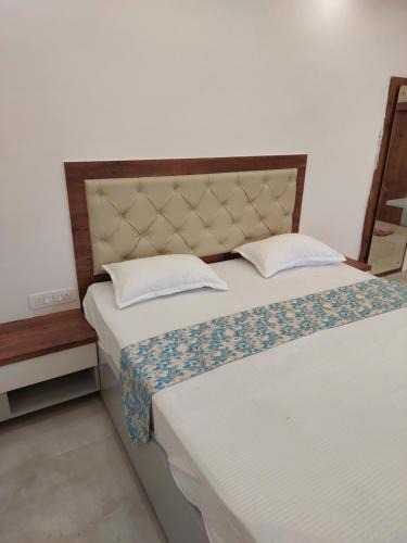 Patna Hotel | Hotel Aastha & Banquets