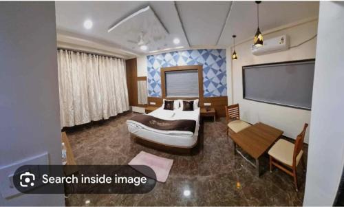 Barsi Hotel | Hotel Abhijeet Executive