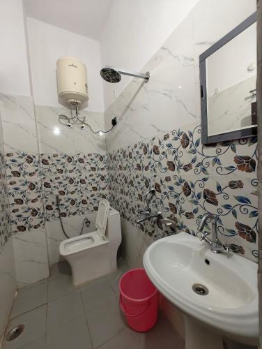 Chamoli Hotel | Hotel Abhishek