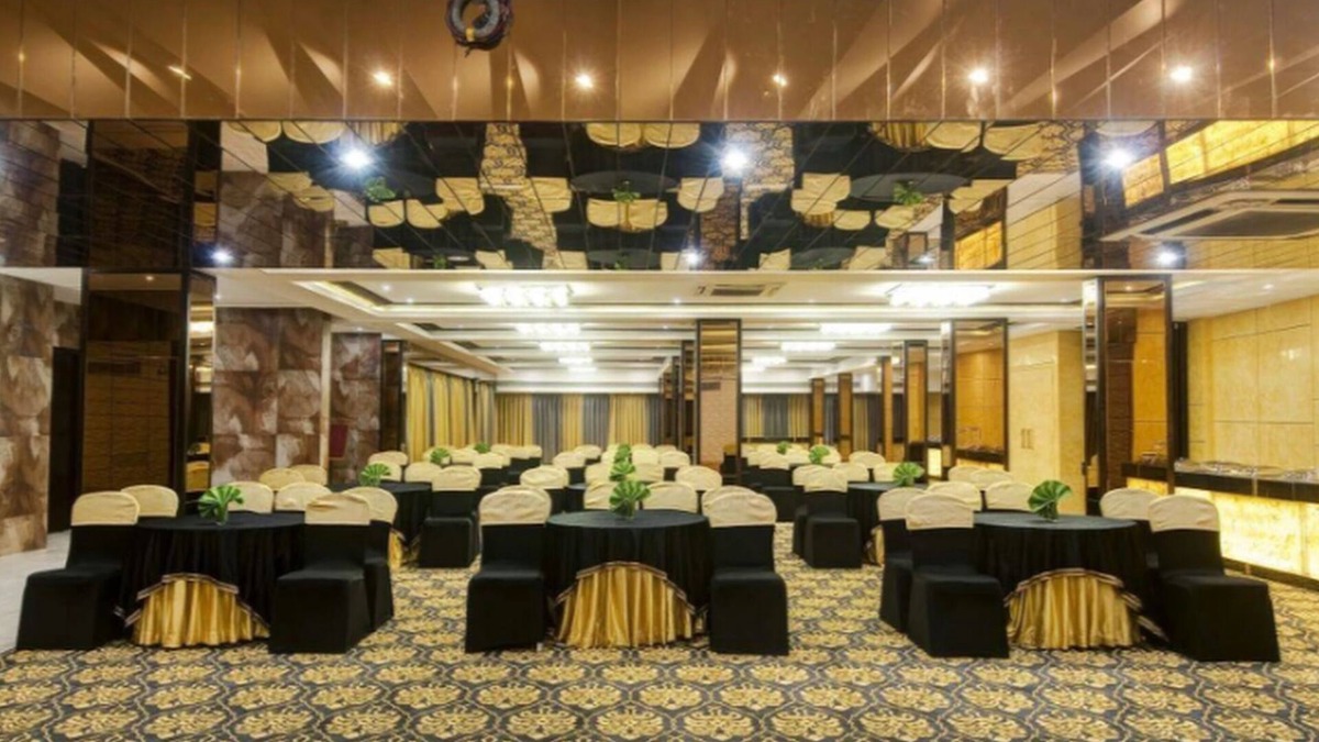 Raipur Hotel | Hotel Aditya