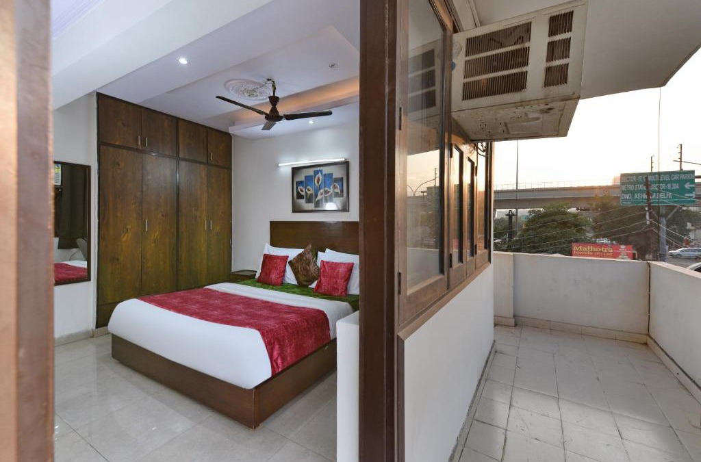 Sector 27 Hotel | Hotel Admire Inn Sector-18 by ASPL