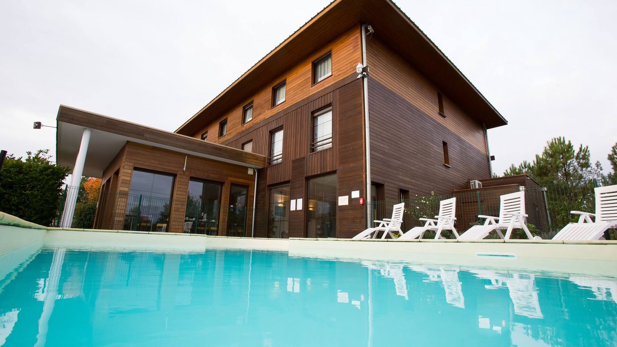 Le Teich Hotel | Hotel All Suites Le Teich