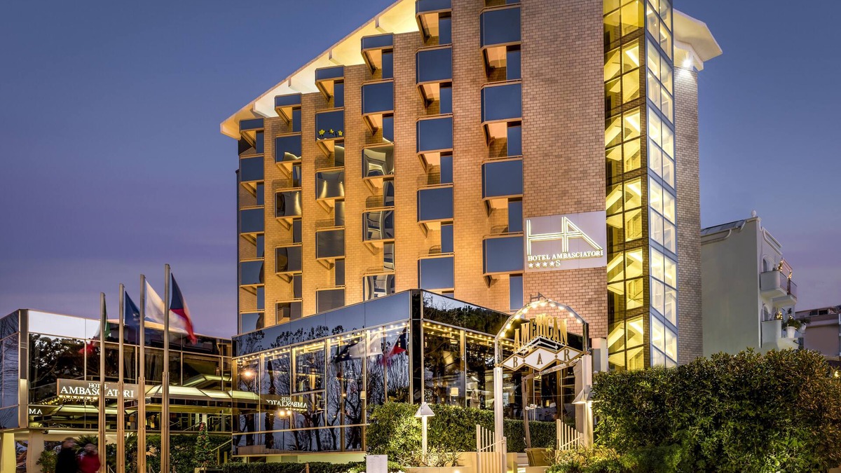 Marina Centro Hotel | Hotel Ambasciatori