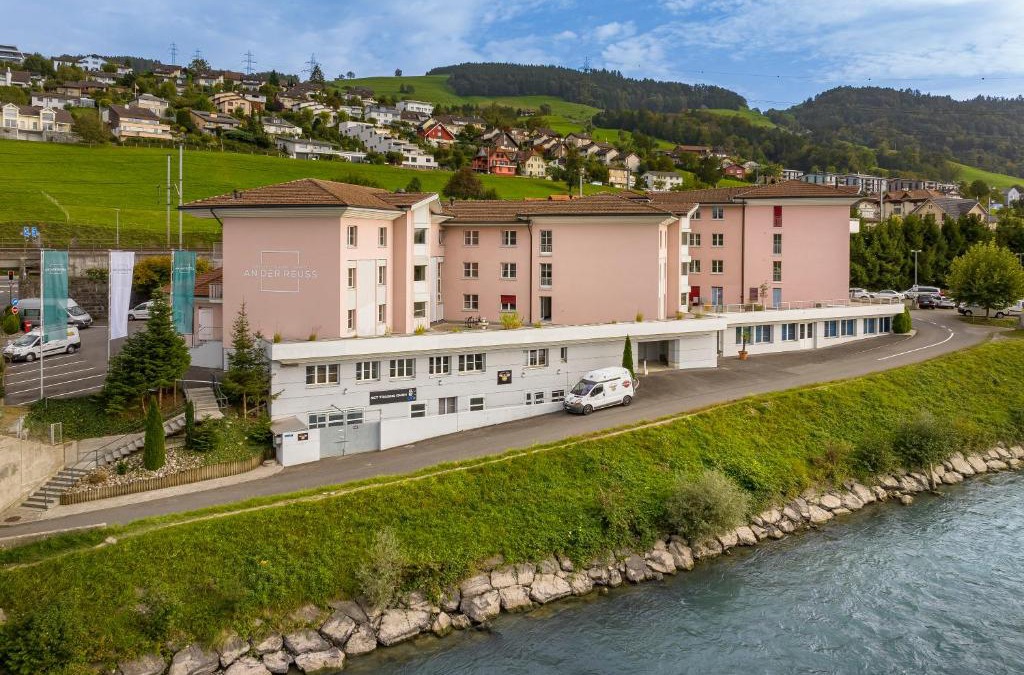 Gisikon Hotel | Hotel an der Reuss
