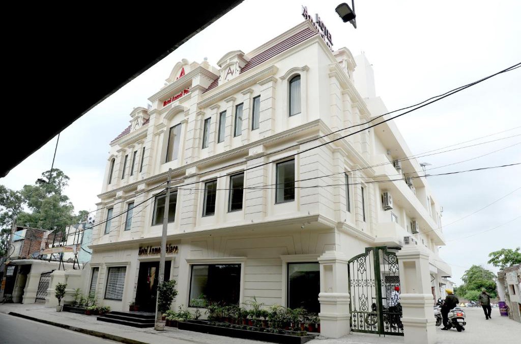 Banga Hotel | Hotel Anmol