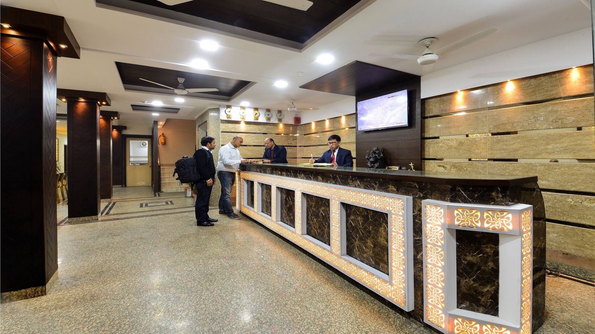 Fatehabad Road Hotel | Hotel Ashish Palace