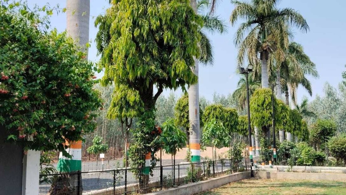 Shahdol Hotel | Hotel Atiraj